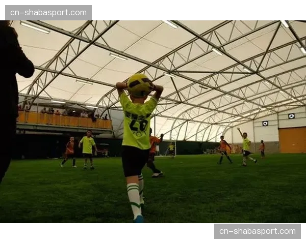 深度报道:从草根到职业,定位球专项青训课程正在英国足球学院普及 深度报道:从草根到职业,定位球专项青训课程正在英国足球学院普及